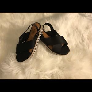 Brand New! Time And Tru Women’s Sandals Size 9